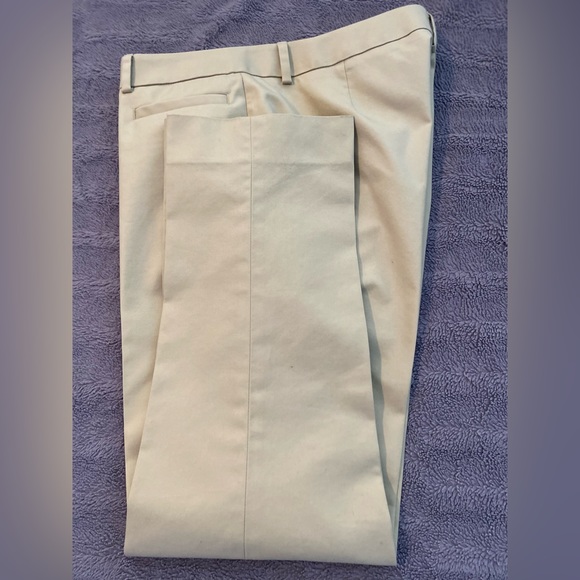 Brooks Brothers pants bundle in size 10p in ln lite darker beige! 2 for $40 - Picture 3 of 9